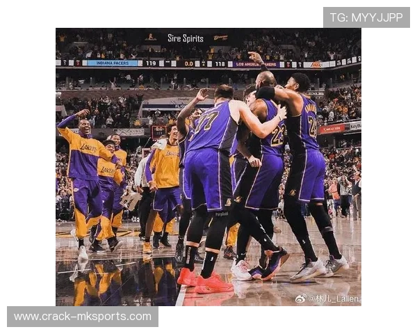 克勒贝尔与东契奇联手出击,球队化学反应引关注 克勒贝尔与东契奇联手出击,球队化学反应引关注